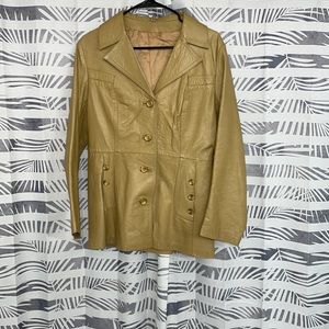 Tan coat Size:S